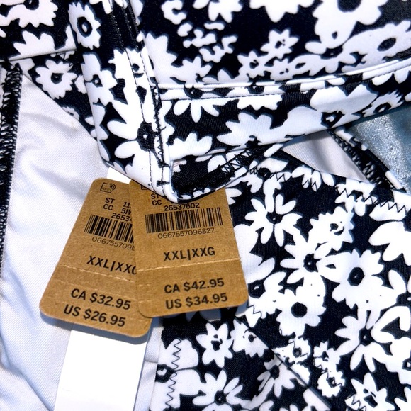 Victoria's Secret Pink Push Up Triangles
Bikini Top/V Front Itsy Bikini bottom - Picture 6 of 6